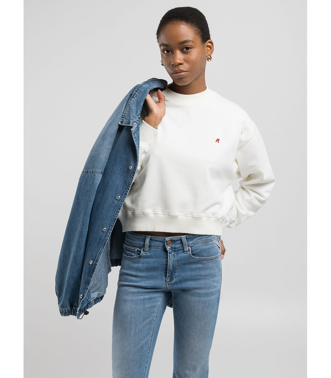 Rロゴ刺繍入りクロップドスウェットシャツ 詳細画像 ナチュラルホワイト 4